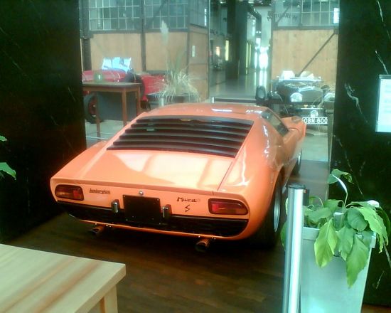 Name: Lamborghini_Miura_3.jpg Größe: 1280x1024 Dateigröße: 135276 Bytes