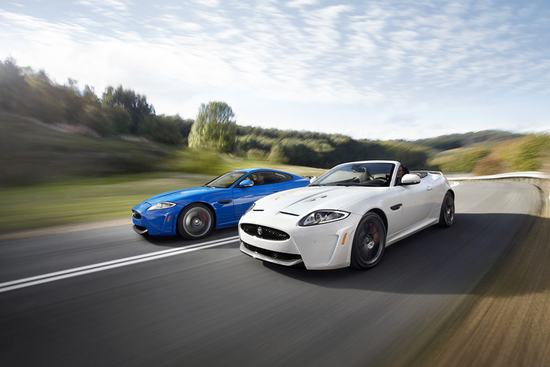 Name: JAGUAR_XKR-S_CONVERTIBLE_11_lt.jpg Größe: 800x534 Dateigröße: 384347 Bytes