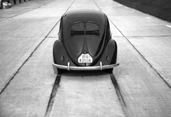 Name: Vorserien-K-fer-von-VW-1938-a-22165-582x400.jpg Größe: 582x400 Dateigröße: 57746 Bytes