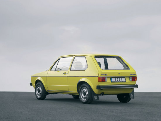 Name: Volkswagen-Golf_I_1974_1600x1200_wallpaper_03.jpg Größe: 1600x1200 Dateigröße: 209235 Bytes