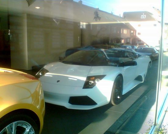 Name: Lamborghini_Murcielago_LP_640_2.jpg Größe: 1280x1024 Dateigröße: 113800 Bytes