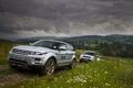 Auto - Land Rover: Reise zur Defender-Produktion und zum härtesten Geländeparcours
