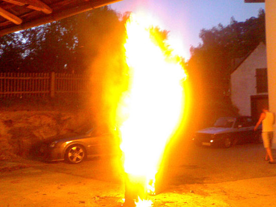 Name: GTS-Feuer.jpg Größe: 600x450 Dateigröße: 58892 Bytes