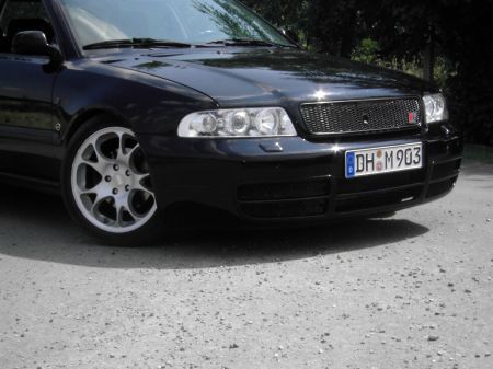 Name: Audi-A4_18_turbo1.jpg Größe: 450x337 Dateigröße: 34888 Bytes