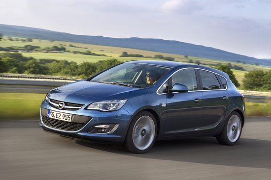 Name: Opel-Astra-5-door-2782783.jpg Größe: 4896x3264 Dateigröße: 7809571 Bytes