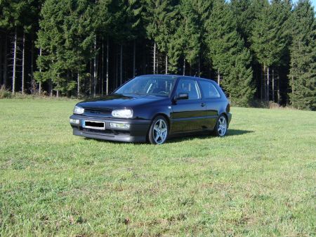 Name: VW-Golf_360.jpg Größe: 450x337 Dateigröße: 59539 Bytes