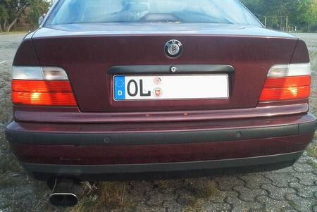 Name: BMW-328i_E36_Limo5.jpg Größe: 450x301 Dateigröße: 31390 Bytes