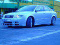 Name: Audi-A4_8e.jpg Größe: 450x337 Dateigröße: 45599 Bytes