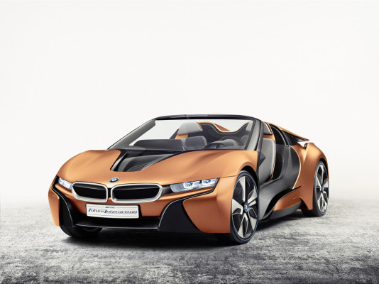 Name: BMW-i8-Spyder-Vision-Future-Interactiona-110666-534x400.jpg Größe: 534x400 Dateigröße: 48410 Bytes