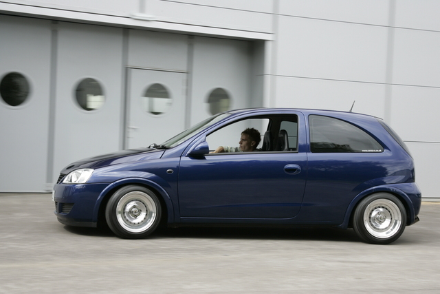 Opel Corsa b stance