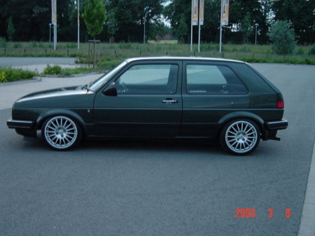 Name: VW-Golf_2_GT10.jpg Größe: 450x337 Dateigröße: 57695 Bytes