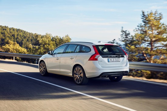 Name: Volvo-V60-Linje-Svarta-114327.jpg Größe: 1024x683 Dateigröße: 159607 Bytes