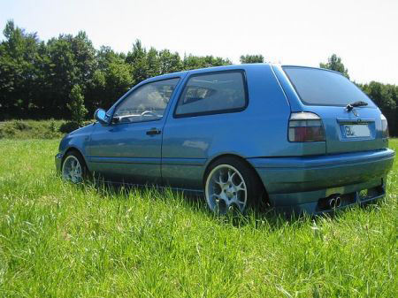 Name: VW-Golf_321.jpg Größe: 450x337 Dateigröße: 45887 Bytes