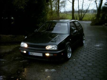 Name: VW-Golf_3134.jpg Größe: 450x337 Dateigröße: 29029 Bytes