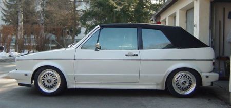 Name: VW-Golf_1_Cabrio50.jpg Größe: 450x210 Dateigröße: 24591 Bytes