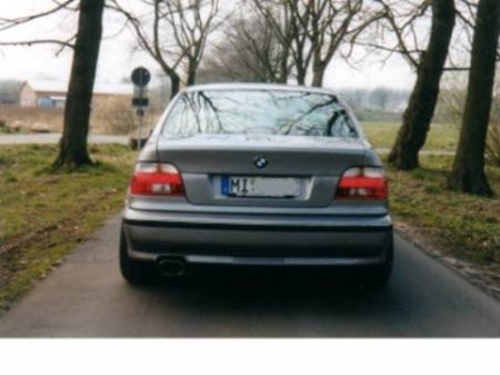 Name: BMW-528i9.jpg Größe: 450x337 Dateigröße: 25589 Bytes