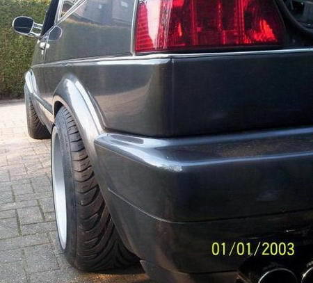 Name: VW-Golf_2_GTI_Edition_One1.jpg Größe: 450x407 Dateigröße: 31700 Bytes