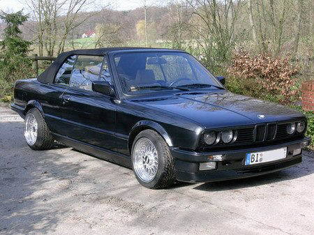 Name: BMW-e30_325i_Cabrio.jpg Größe: 450x337 Dateigröße: 62517 Bytes