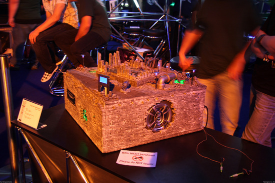 Name: games_convention_casemodding_2008_016.JPG Größe: 2000x1333 Dateigröße: 766596 Bytes