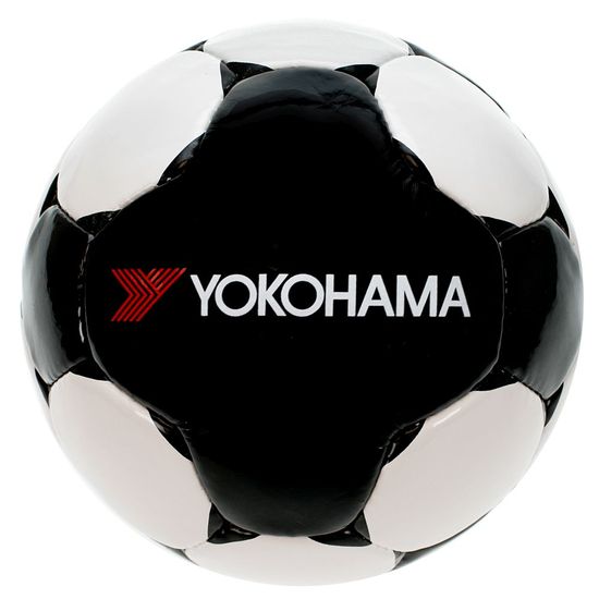 Name: YOKOHAMA_Fussball1.jpg Größe: 1000x1000 Dateigröße: 81111 Bytes