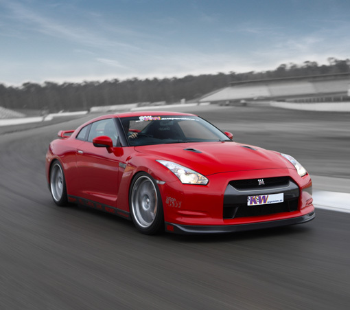 Name: Nissan_GT-R_inmotion1.jpg Größe: 510x451 Dateigröße: 76558 Bytes