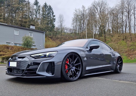 Name: Barracuda_UP2_RS_e-tron_GT_041.jpg Größe: 1600x1126 Dateigröße: 487436 Bytes