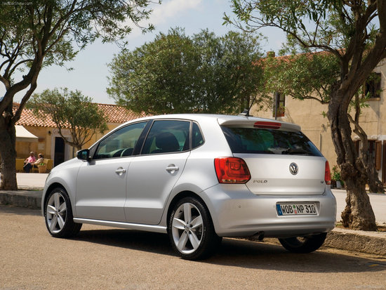 Name: Volkswagen-Polo_2010_1600x1200_wallpaper_2c1.jpg Größe: 1600x1200 Dateigröße: 598092 Bytes