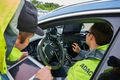 Recht + Verkehr + Versicherung - Assistenzsysteme: In der Not bremsen Audi und Subaru am besten