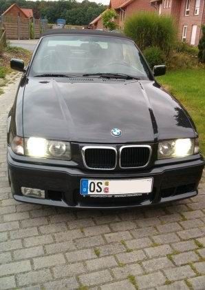 Name: BMW-325i_Cabrio4.jpg Größe: 298x420 Dateigröße: 30417 Bytes
