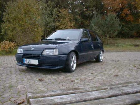 Name: Opel-Kadett_E_16i3.jpg Größe: 450x337 Dateigröße: 34314 Bytes