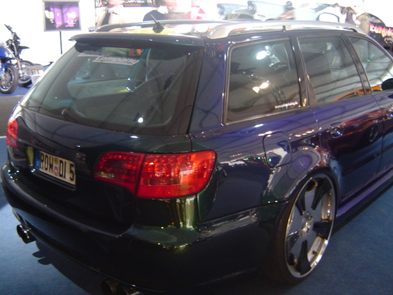 Name: Audi_A4_Avant_2.JPG Größe: 2048x1536 Dateigröße: 1357662 Bytes