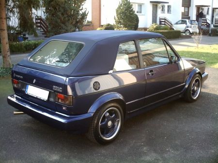 Name: VW-Golf_1_Cabrio14.jpg Größe: 450x337 Dateigröße: 35351 Bytes