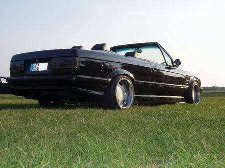 Name: BMW-E30_325i_Cabrio4.jpg Größe: 450x337 Dateigröße: 36861 Bytes