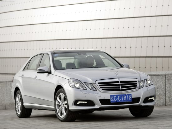 Name: Mercedes-Benz-E-Class_L_2011_1600x1200_wallpaper_01.jpg Größe: 1600x1200 Dateigröße: 232295 Bytes