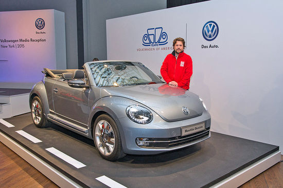 Name: VW-Beetle-Concept-Denim-Sitzprobe-1200x800-ab6629875f4bde8a.jpg Größe: 1200x800 Dateigröße: 203000 Bytes