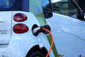 Elektro + Hybrid Antrieb - Elektroautos fahren aus der Nische