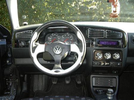Name: VW-Golf_367.jpg Größe: 450x337 Dateigröße: 57604 Bytes