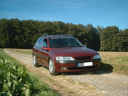 Name: Opel-Vectra_B_Caravan2.jpg Größe: 450x337 Dateigröße: 65511 Bytes
