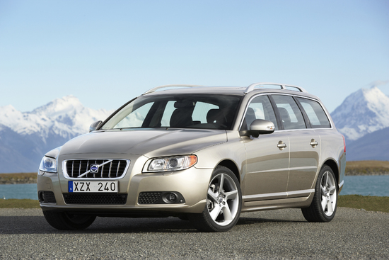 Name: Volvo_V70_2009_82797_20080603.jpg Größe: 3543x2362 Dateigröße: 4507800 Bytes