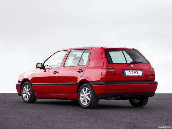 Name: autowpru_volkswagen_golf_5-door_70.jpg Größe: 2048x1536 Dateigröße: 855182 Bytes