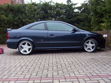 Name: Opel-Astra_Coupe5.jpg Größe: 450x339 Dateigröße: 52929 Bytes