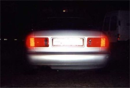 Name: Audi-A8_42L_Quattro1.jpg Größe: 450x304 Dateigröße: 13776 Bytes