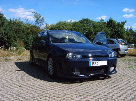 Name: VW-Golf_IV_16.jpg Größe: 450x337 Dateigröße: 54528 Bytes