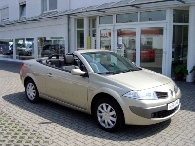 Name: Renault-Gebrauchtwagen-billig-Angebot_Megane-Coupe-Cabriolet-Dynamique.JPG Größe: 400x300 Dateigröße: 100865 Bytes