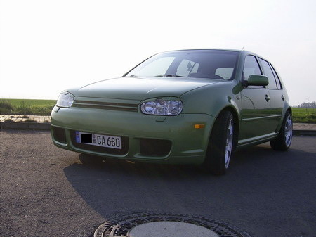 Name: VW-Golf_IV_Highline5.jpg Größe: 450x337 Dateigröße: 47371 Bytes