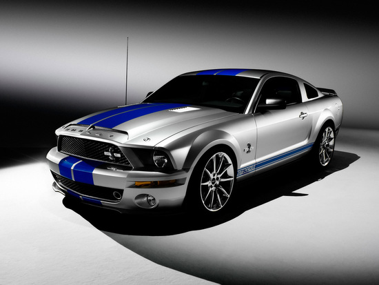 Name: 2008-ford-mustang-shelby-gt500kr-king-of-the-road-front-and-driver-side-1280x960.jpg Größe: 1280x960 Dateigröße: 294729 Bytes