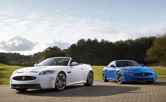 Name: JAGUAR_XKR-S_CONVERTIBLE_04_lt.jpg Größe: 800x493 Dateigröße: 423214 Bytes