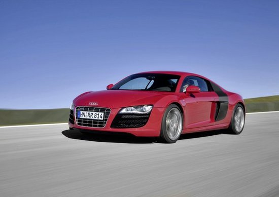 Name: Audi-R8-rot.jpg Größe: 595x421 Dateigröße: 28732 Bytes