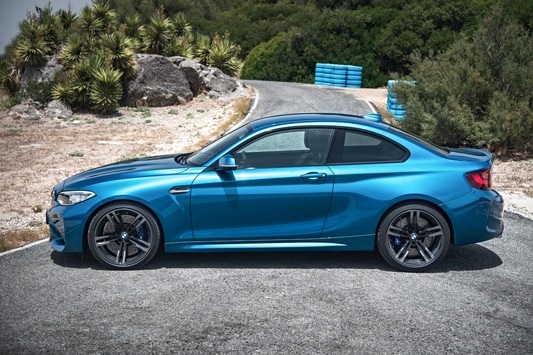 Name: das-neue-bmw-m2-coup31.jpg Größe: 533x355 Dateigröße: 95512 Bytes