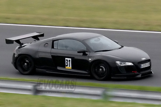 Name: Audi-R8-GT3-EVO-6.jpg Größe: 800x533 Dateigröße: 56628 Bytes